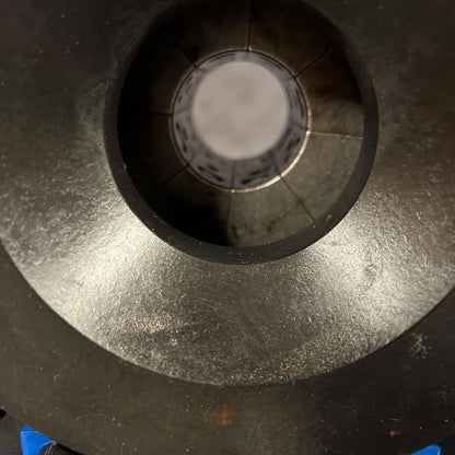 Hydraulpump och presshuvud på hydraulisk slangpress 150 ton