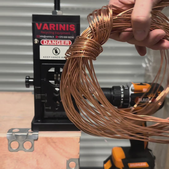 Manuell kabelskalningsmaskin för effektiv kabelskalning med borrmaskin